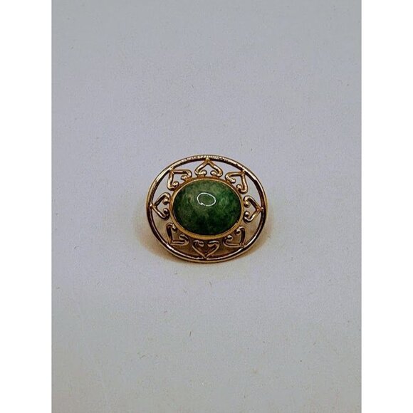 14K Yellow Gold Oval Jade Pendant with Intricate Filigree Design - Picture 1 of 6